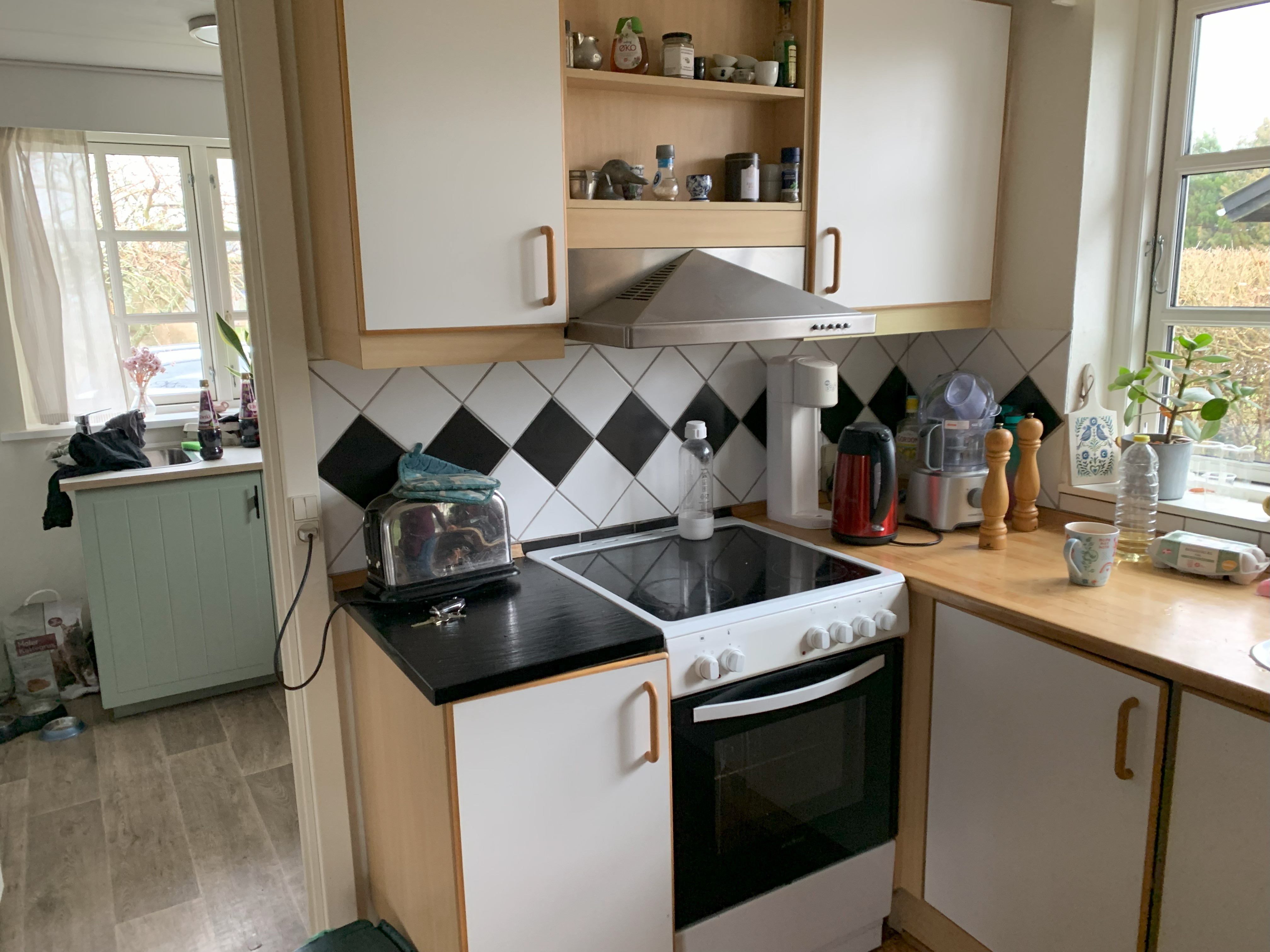 Valkendrupsgyden Køkken Før