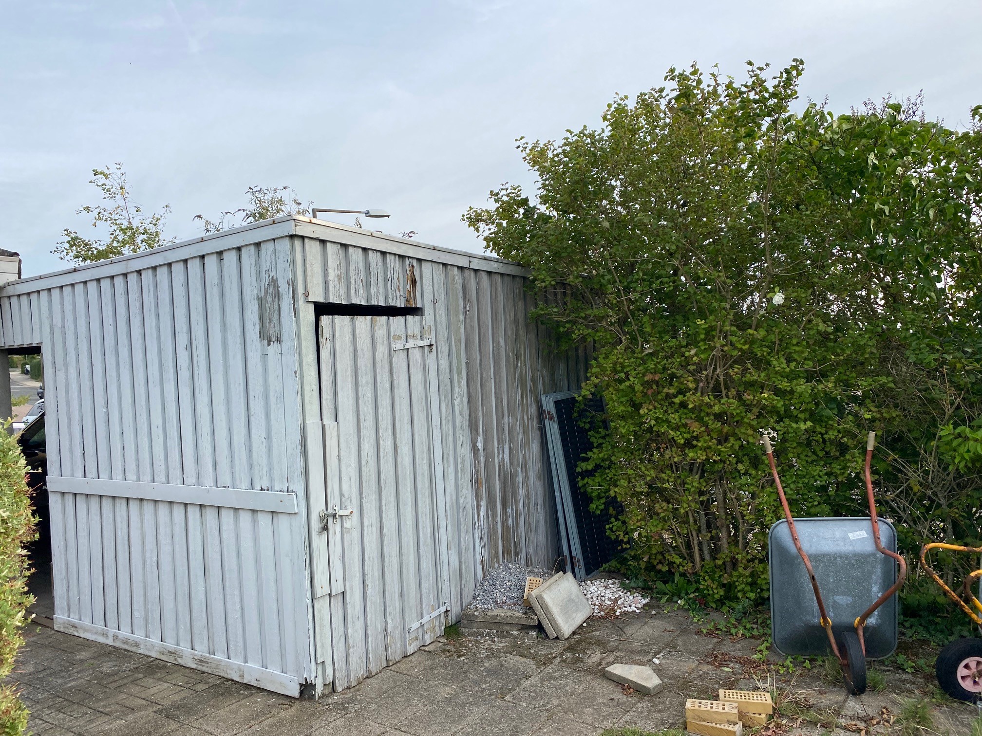 Munkebo Carport Og Skur Før Foto 2